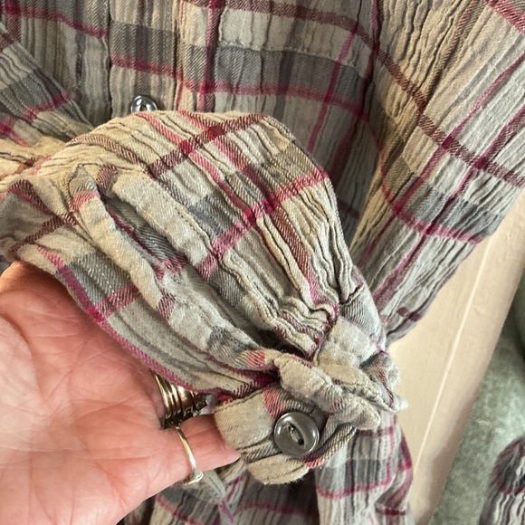 Vintage Levi’s button up belted shirt size M - Picture 5 of 9